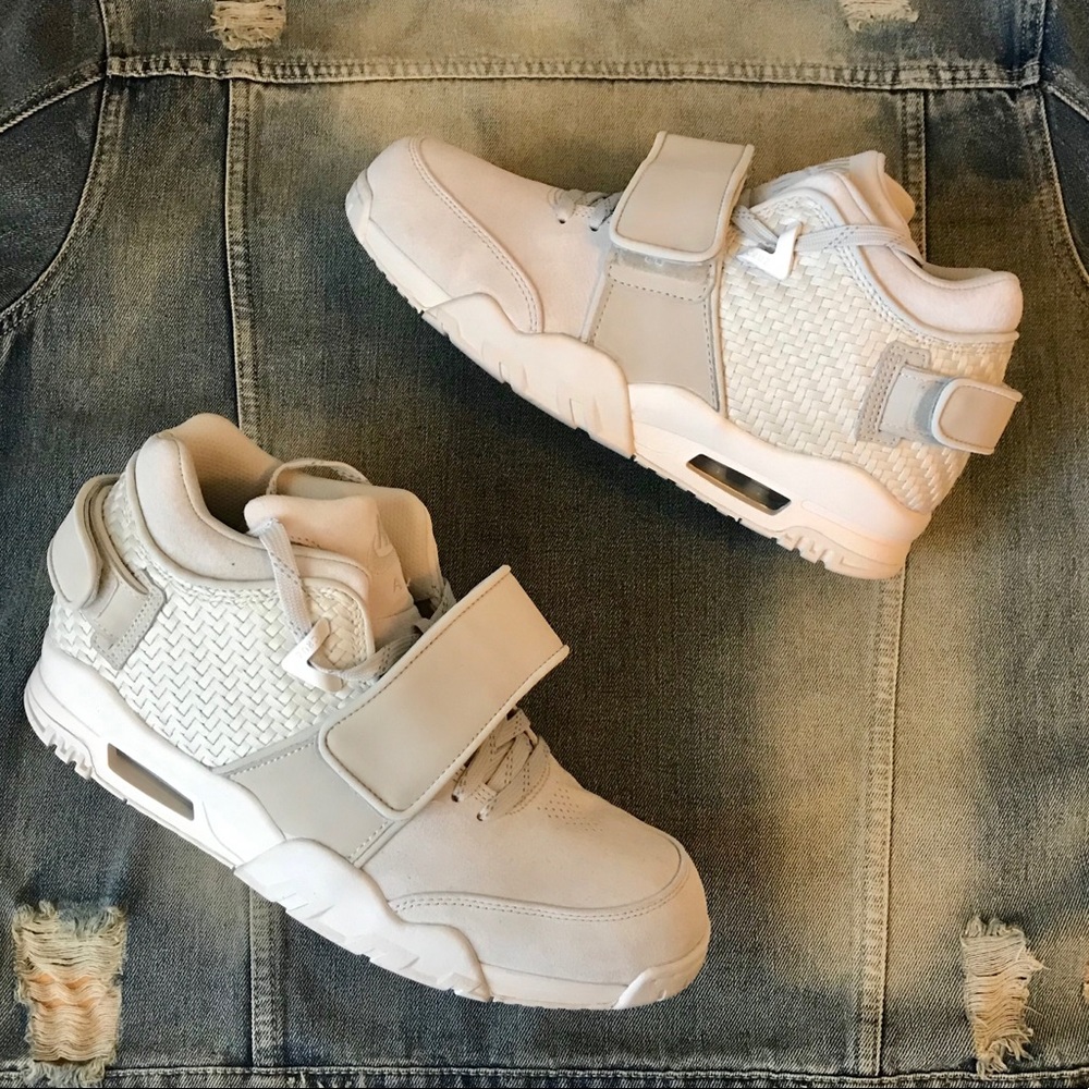 Nike Air Cruz: Size 10.5 (NWT) Color: Salt